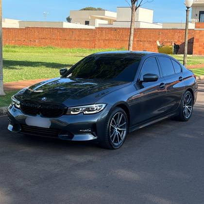 BMW 320i 2.0 16V TURBO GASOLINA SPORT AUTOMÁTICO BMW 320i 2.0 16V TURBO GASOLINA SPORT AUTOMÁTICO